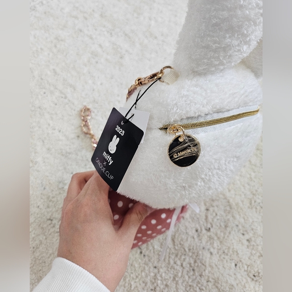 Miffy Plush Crossbody Bag - Picture 6 of 6